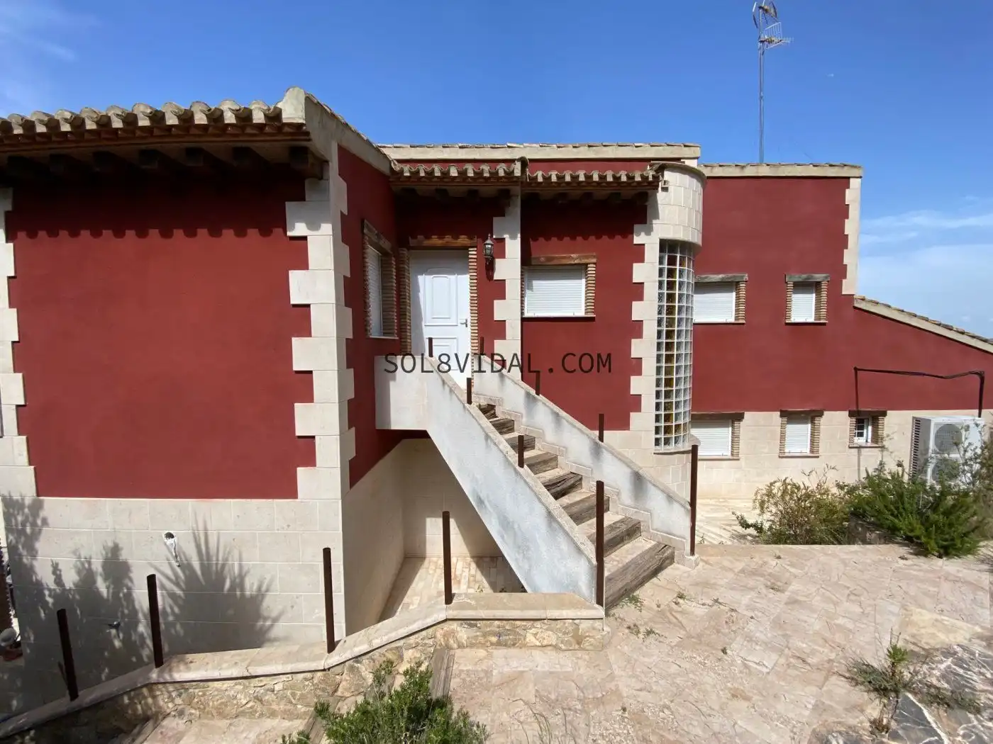 Vista exterior de Casa o xalet en venda en Orihuela amb Aire condicionat, Jardí privat i Terrassa