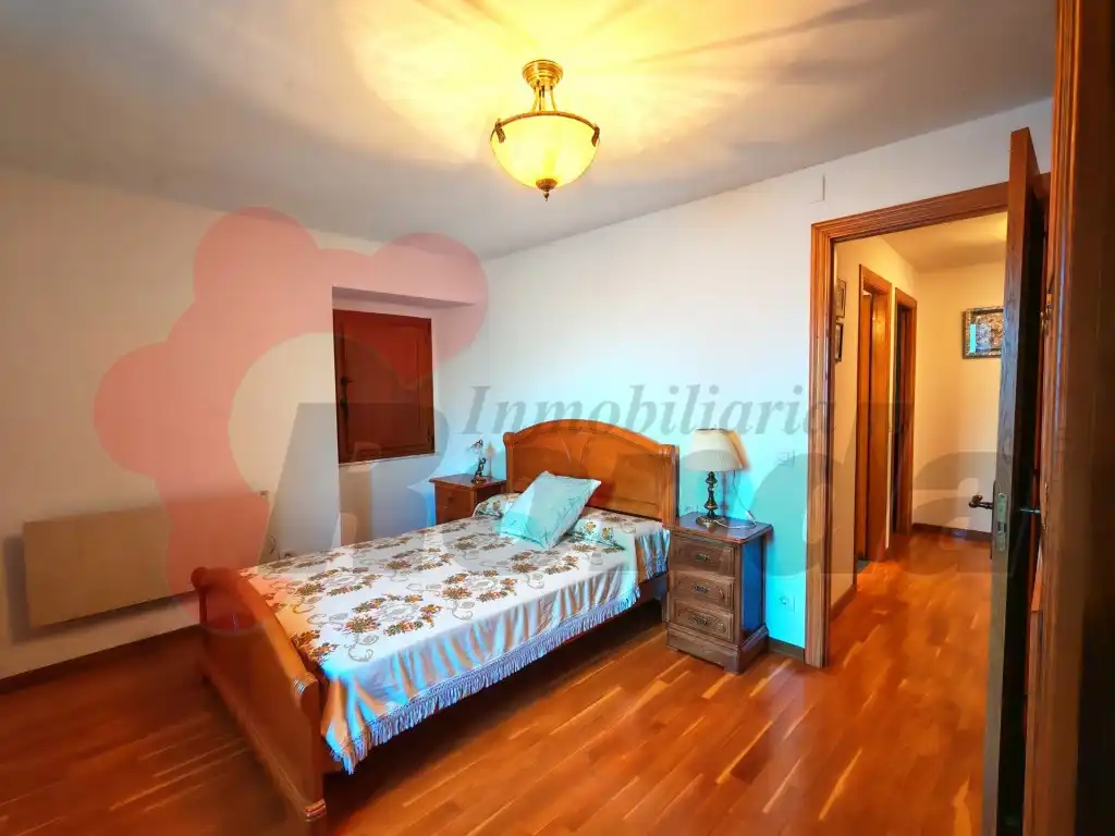 Habitación de Casa o chalet en venta en O Corgo  