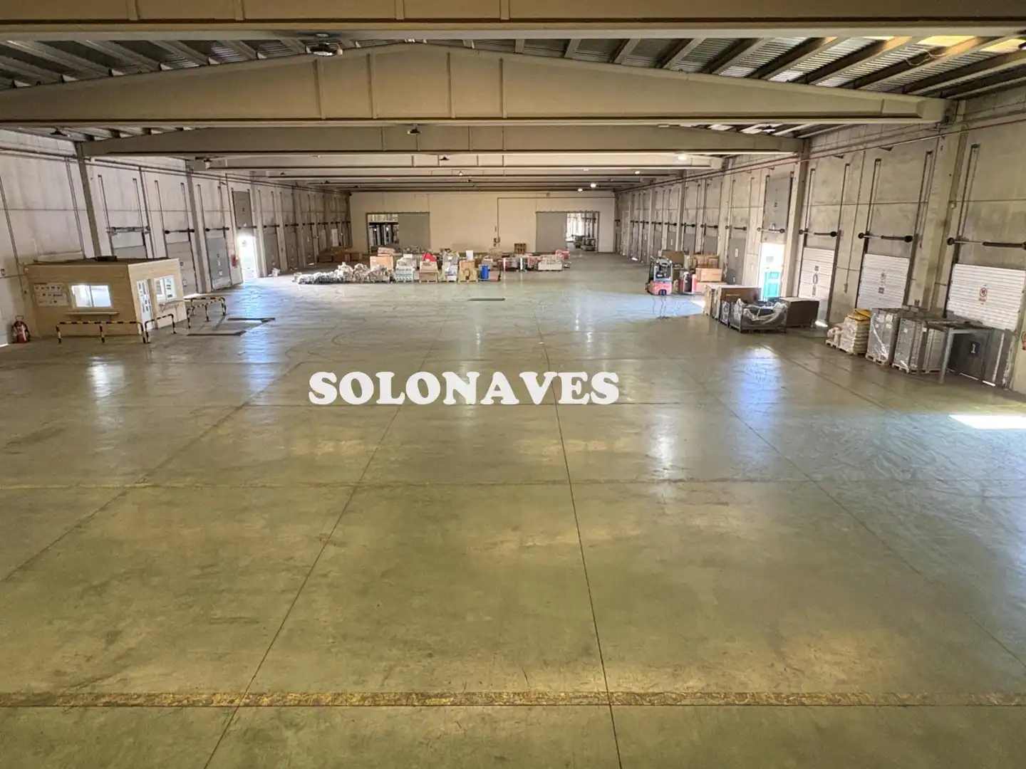 Nave industrial de alquiler en La Muela