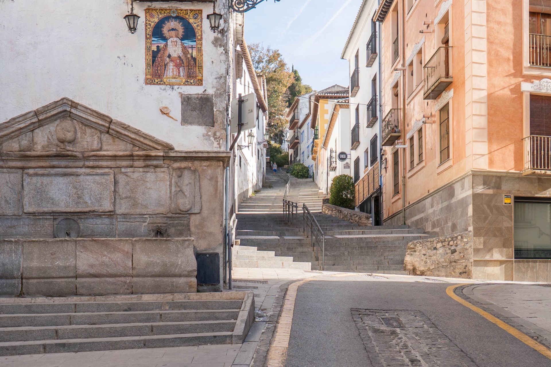 Exterior view of Flat for sale in  Granada Capital  with Air Conditioner, Heating and Parquet flooring