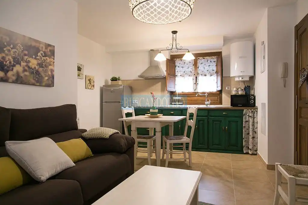 Sala de estar de Apartamento en venta en Ajamil de Cameros con Calefacción, Amueblado y Balcón