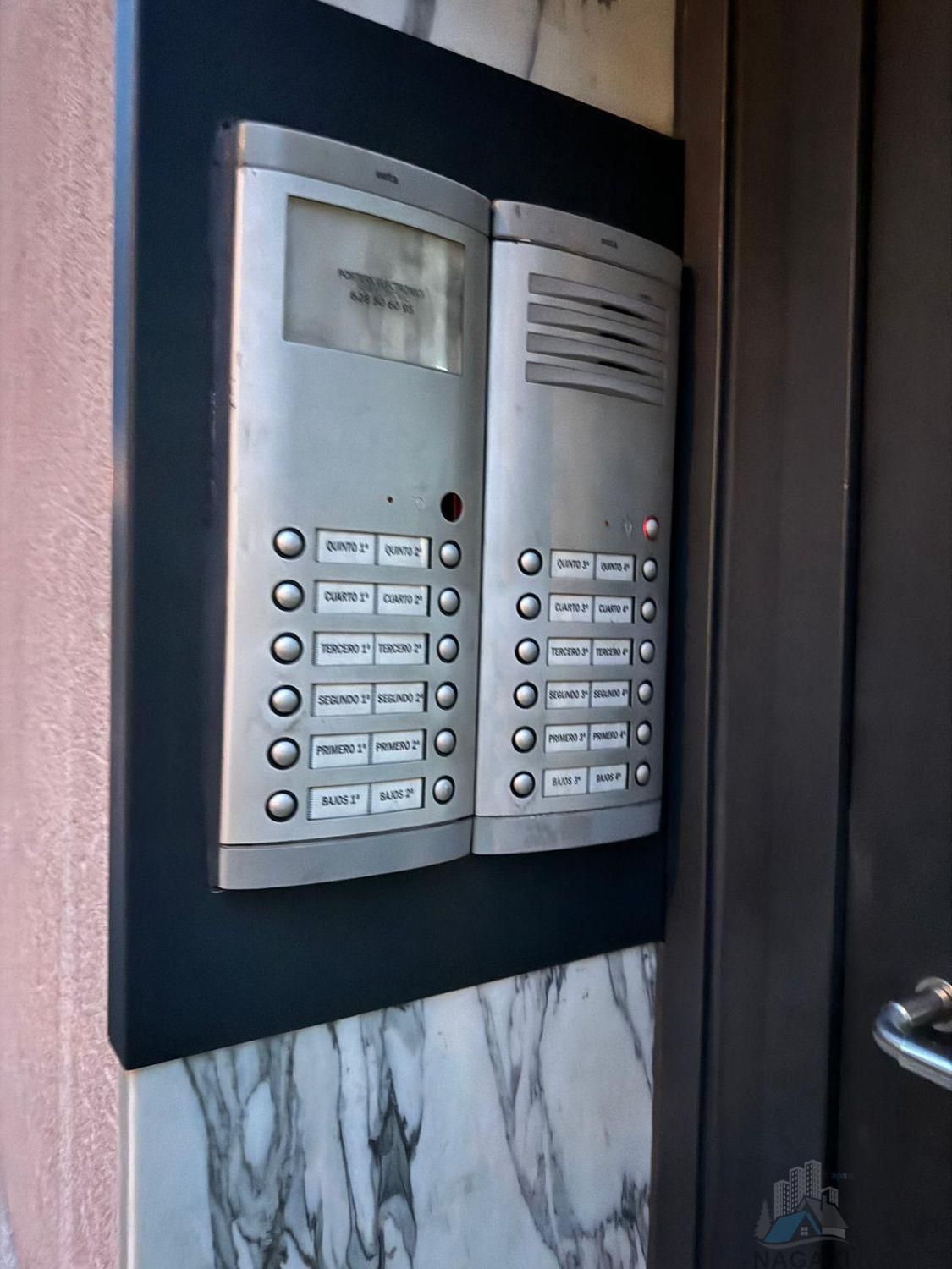 Flat for sale in Cellecs, 17, Centre