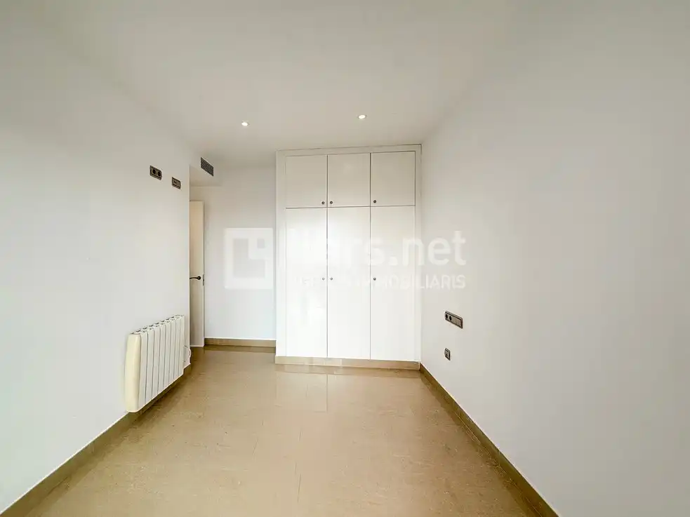 Bedroom of Flat for sale in Vilanova i la Geltrú  with Air Conditioner, Heating and Terrace