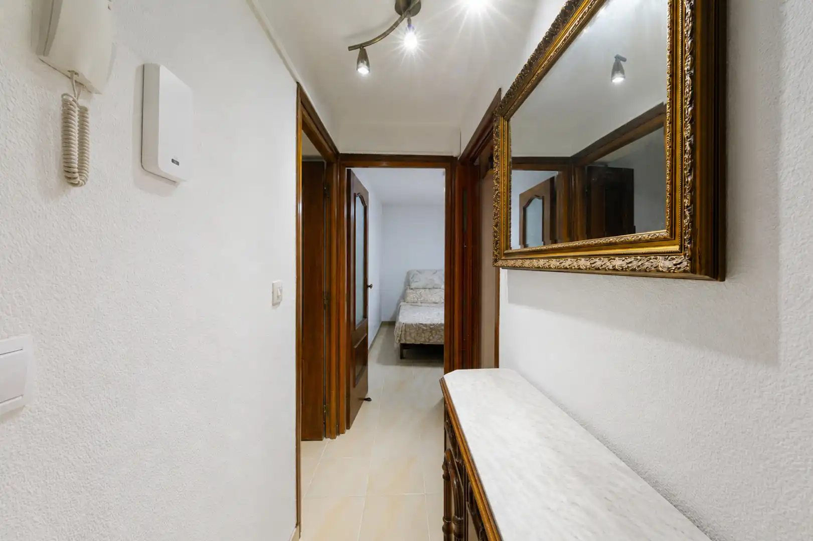 Wohnung zum Verkauf in Madrid mit Klimaanlage, Heizung und Terrasse