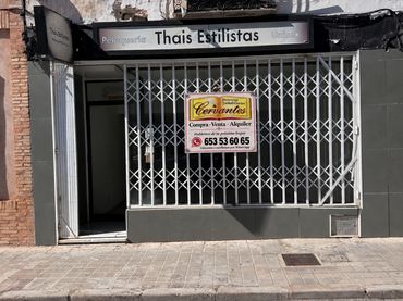 Local comercial de lloguer a Calle Carrilejos 32C