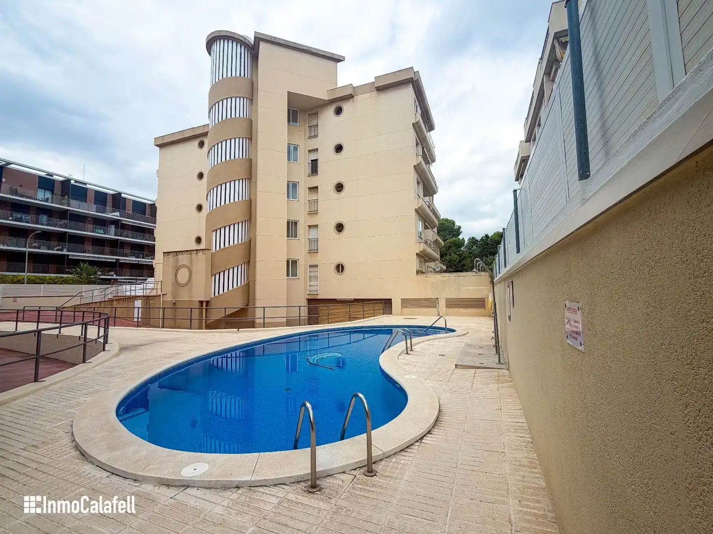 Piscina de Pis en venda en Calafell amb Calefacció, Terrassa i Traster
