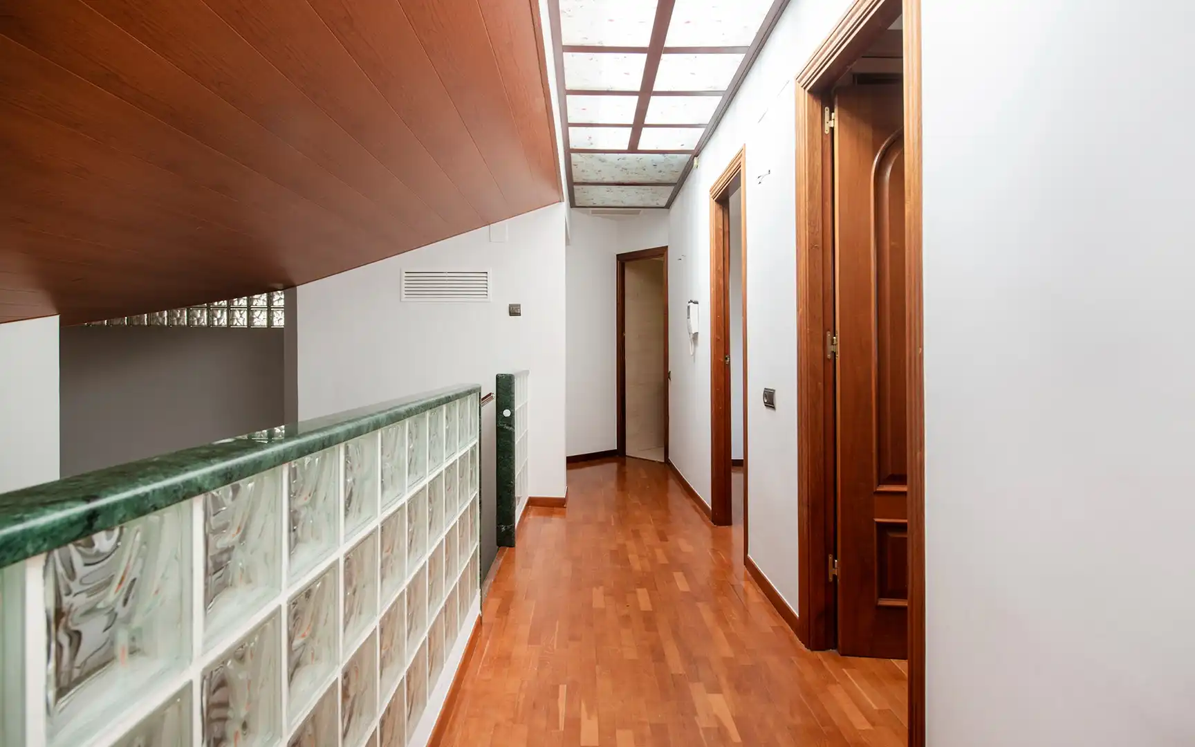 Casa o chalet en venta en Sant Boi de Llobregat con Aire acondicionado, Jardín privado y Trastero