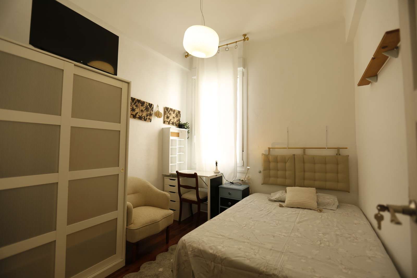 Bedroom of Flat to share in Bilbao   with Air Conditioner, Heating and Terrace