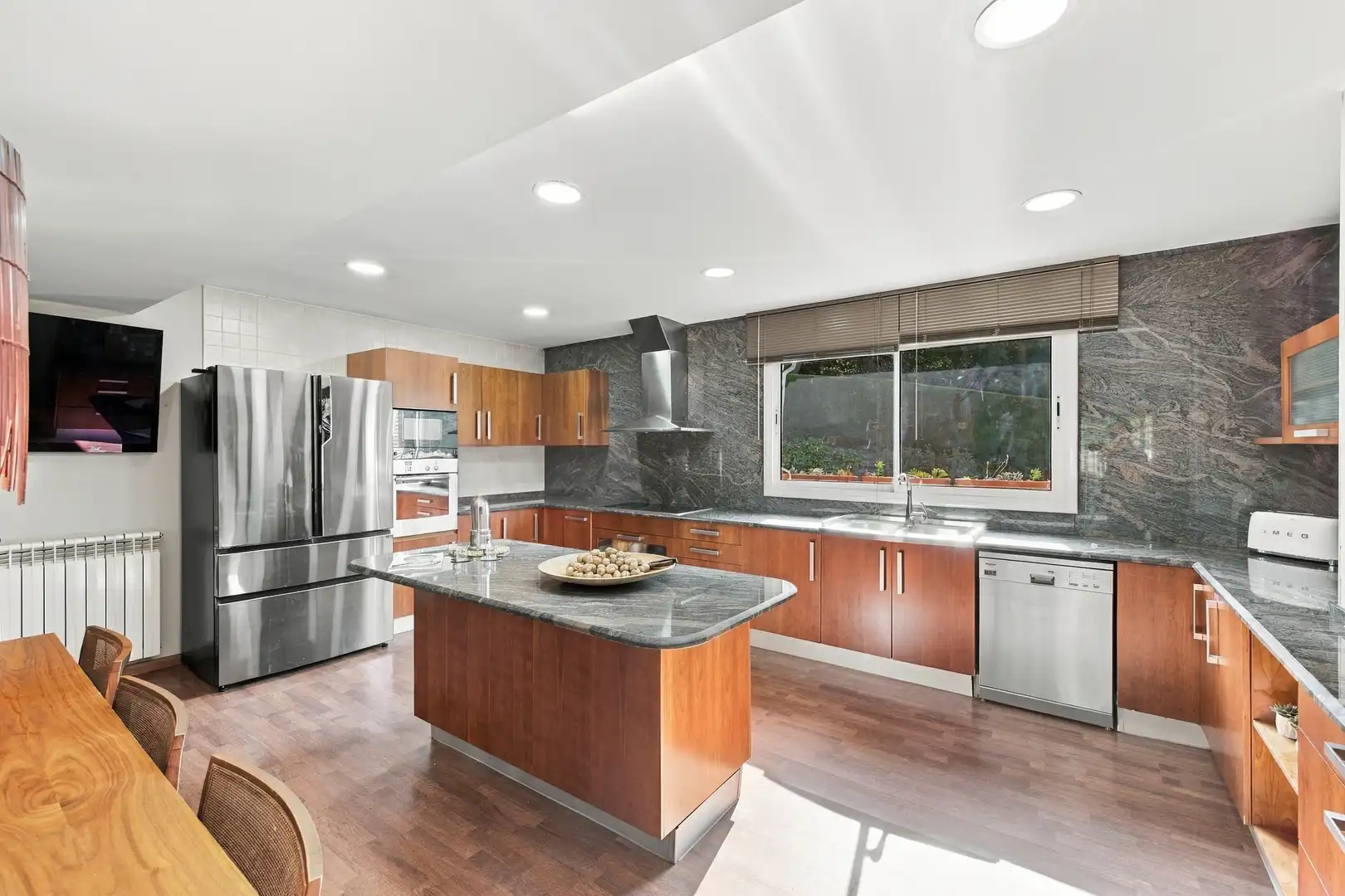 Cocina de Casa o chalet en venta en Sant Vicenç de Montalt con Aire acondicionado, Calefacción y Parquet