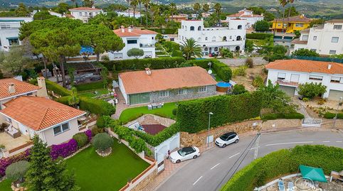 Casa con licencia turística en la urbanización Condado del Jaruco.