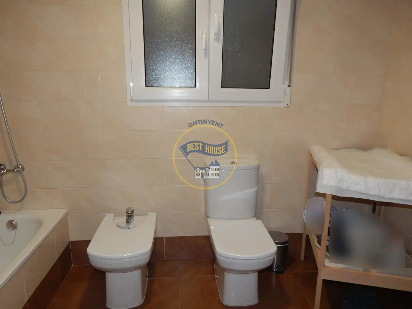 Badezimmer von Wohnung zum Verkauf in Bocairent mit Klimaanlage, Heizung und Abstellraum