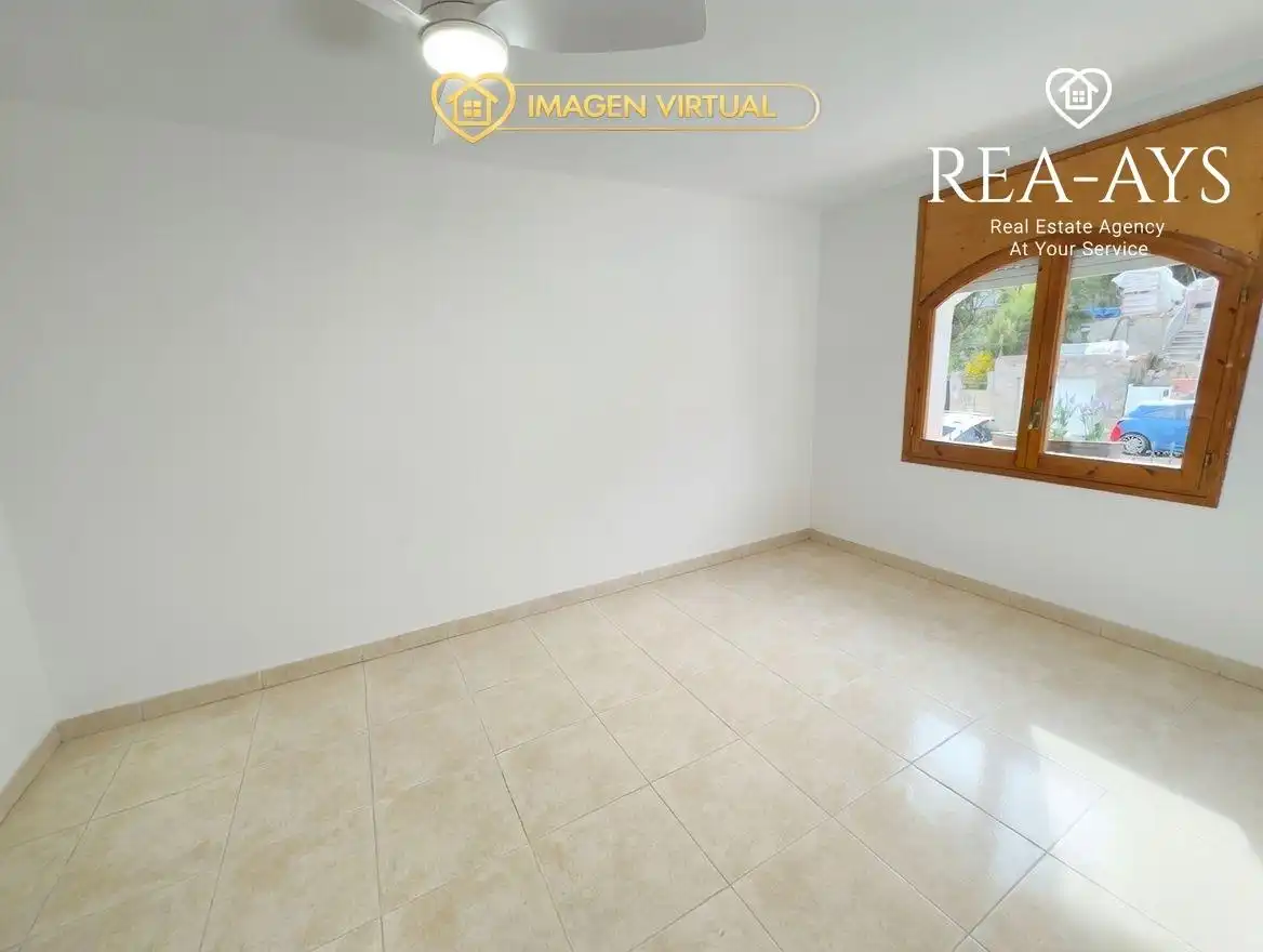 Habitación de Casa o chalet en venta en Vallirana con Calefacción, Jardín privado y Terraza