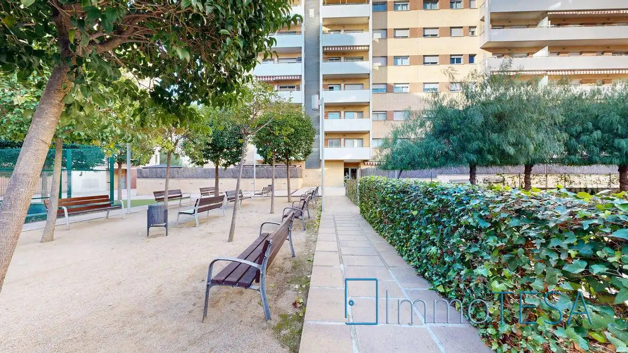 Exterior view of Flat for sale in Barberà del Vallès  with Air Conditioner, Heating and Parquet flooring