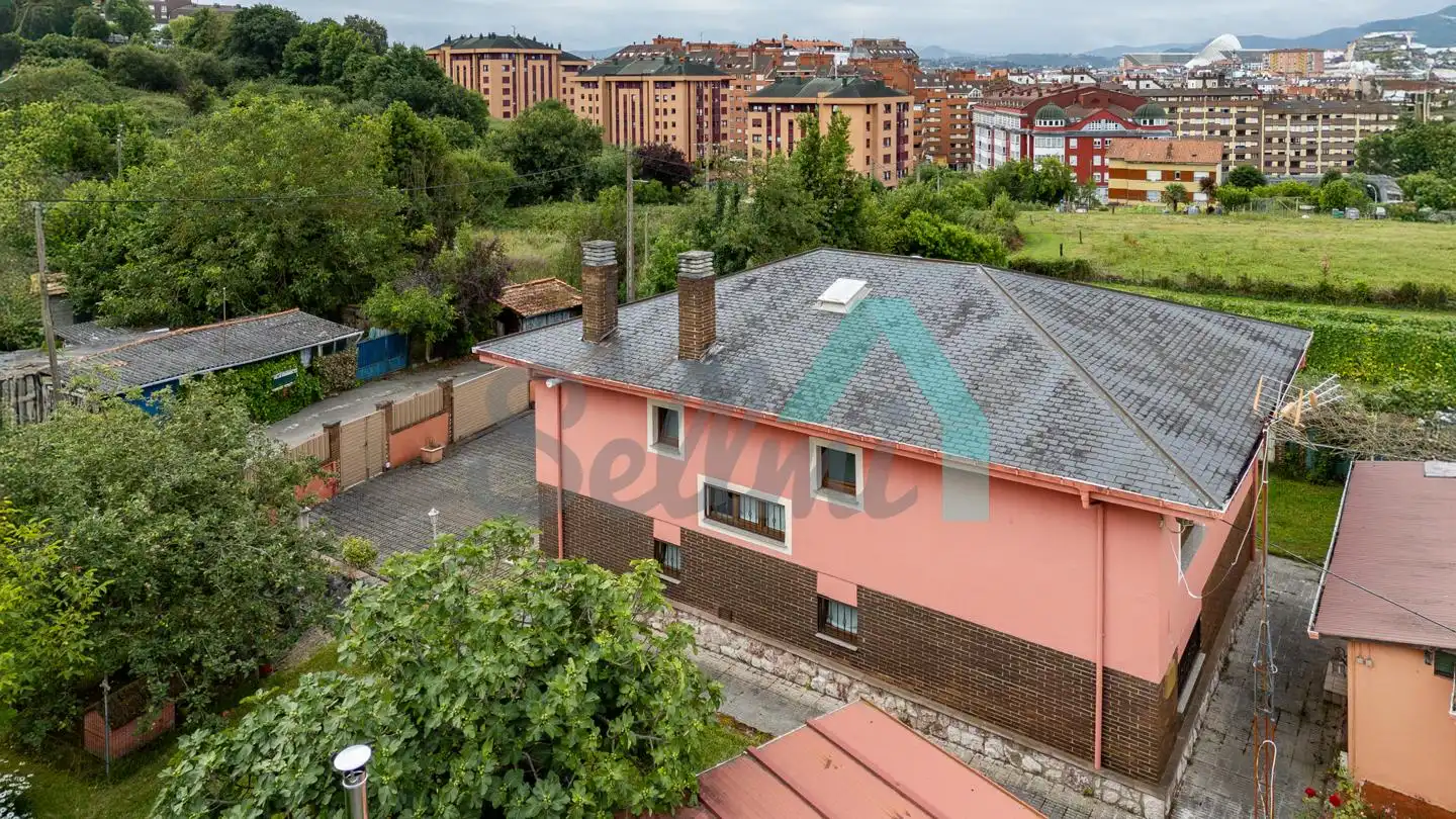 House with garden for sale in Zona Loma del Canto, imagen 16