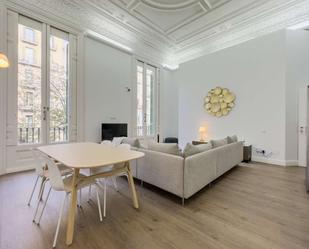 Sala d'estar de Apartament per a compartir en  Barcelona Capital amb Aire condicionat i Terrassa