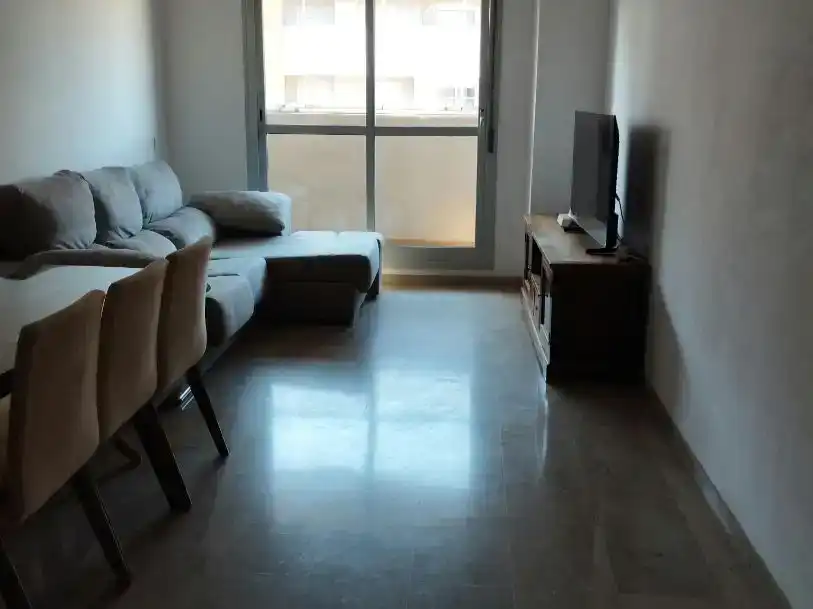 Wohnzimmer von Wohnung zur Miete in  Sevilla Capital mit Klimaanlage und Schwimmbad