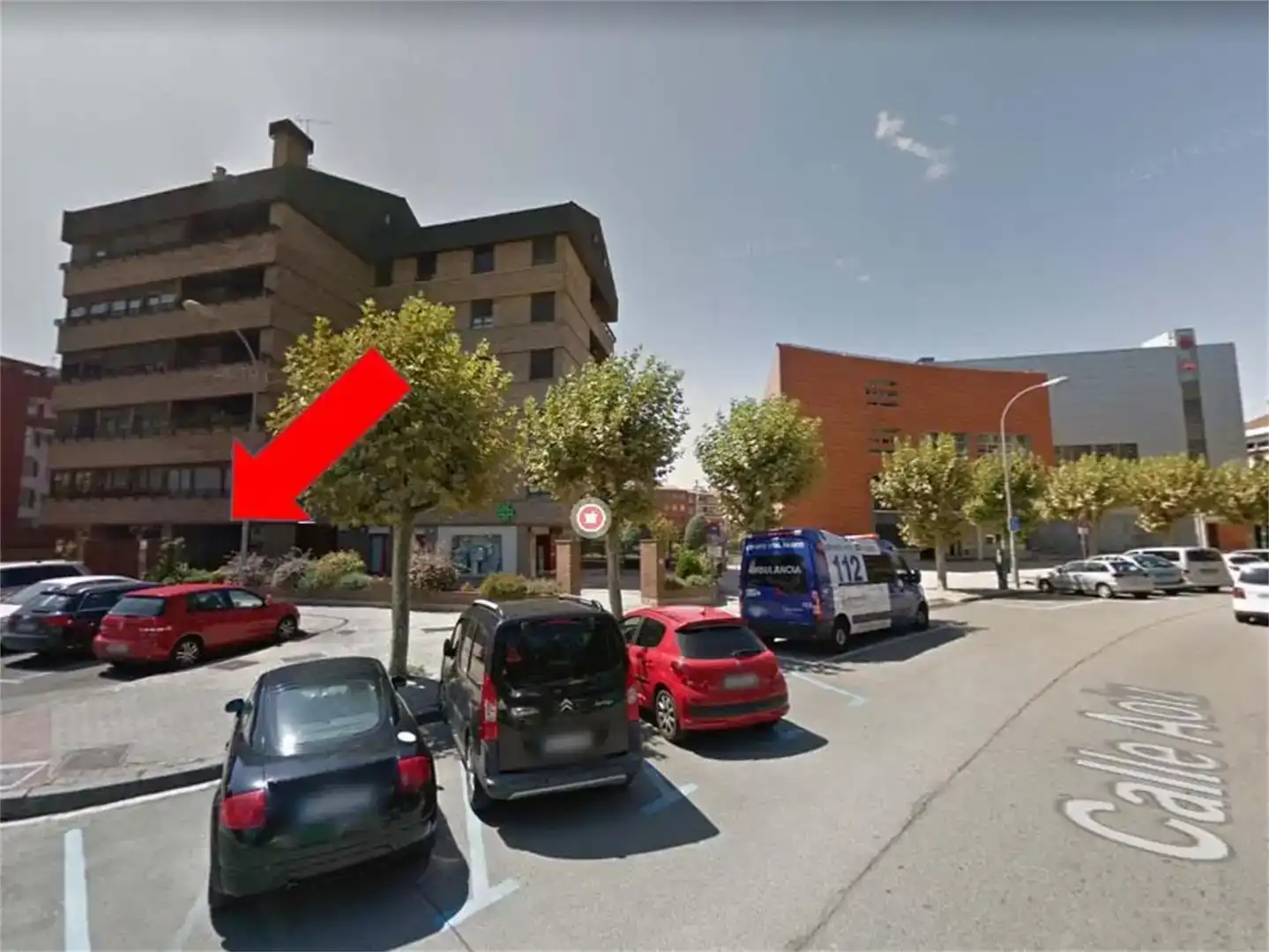 Parkplatz von Garage zur Miete in  Pamplona / Iruña