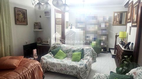 Foto 2 de Casa adosada en venta en Cazorla, Santa Isabel, Jaén Capital