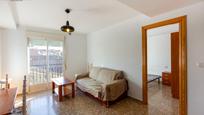 Dormitori de Apartament en venda en Las Gabias amb Balcó