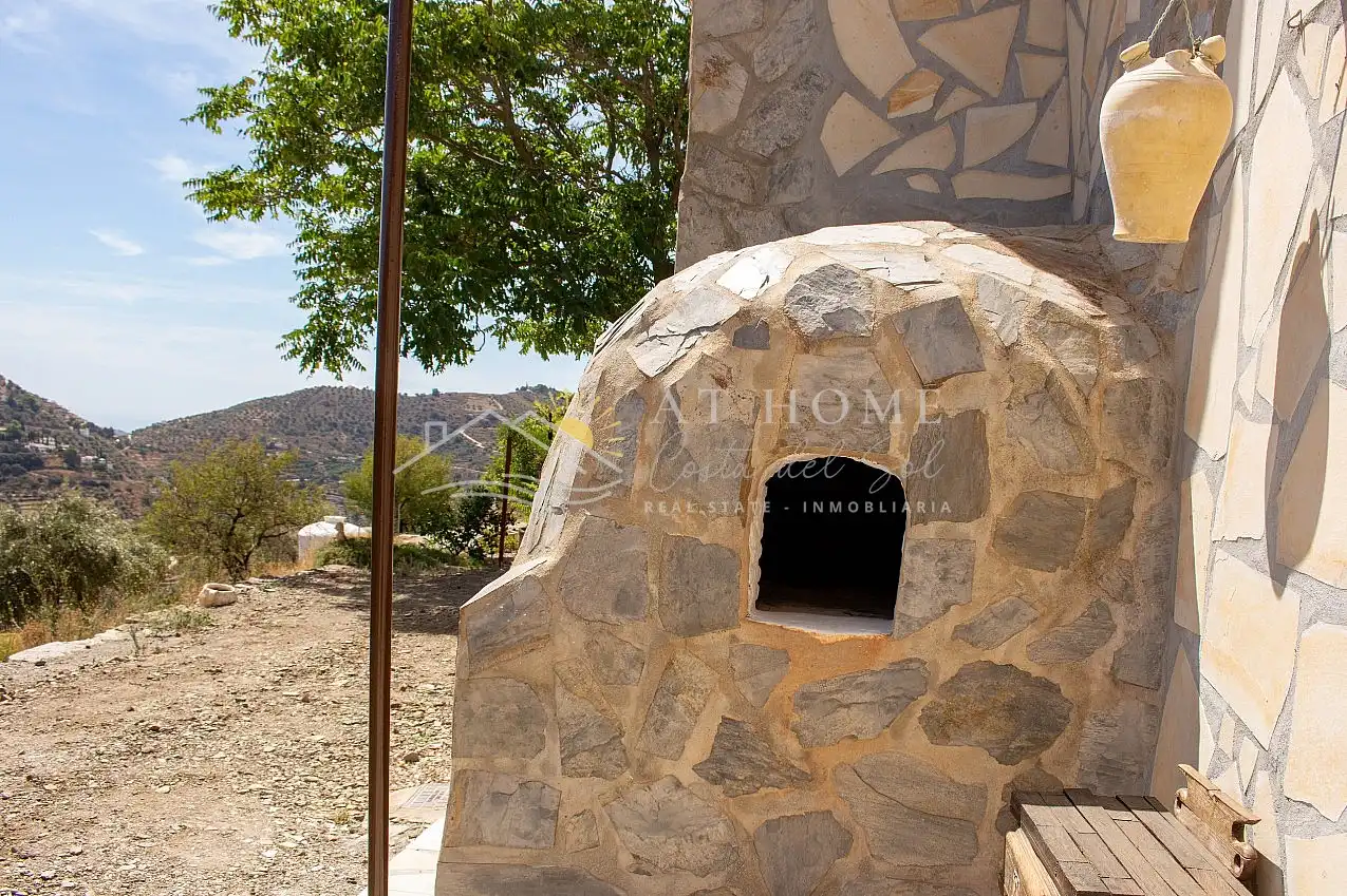 Casa o chalet de alquiler en Cómpeta con Piscina, Amueblado y Horno