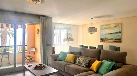 Foto 4 de Piso en venta en Puerto de Estepona, Málaga