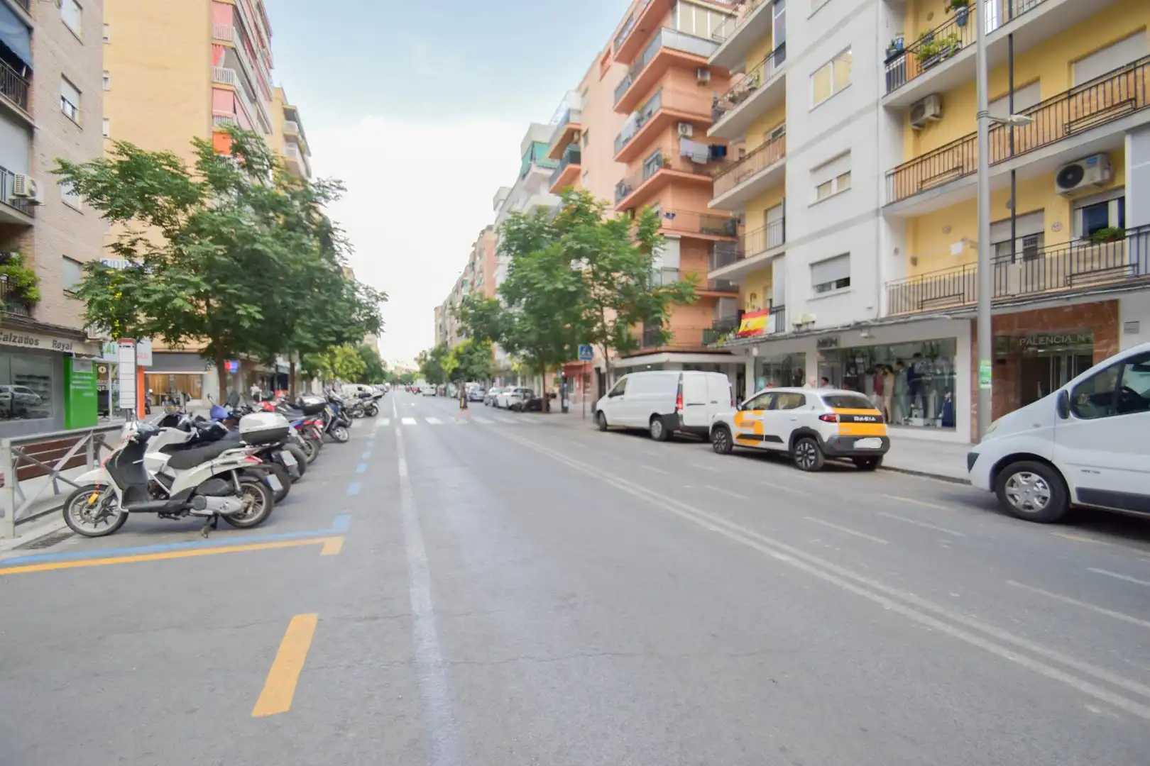 Exterior view of Flat for sale in Granada  with Balcony