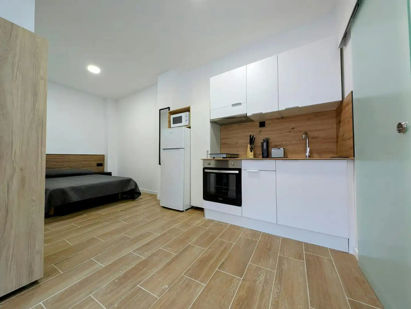 Kitchen of Houses for rent in Valencia  with Air Conditioner, Furnished and TV