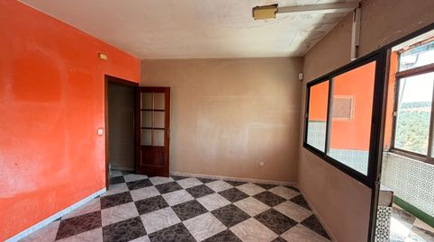 Foto 2 de Piso en venta en Paseo Alameda, Linarejos, Linares