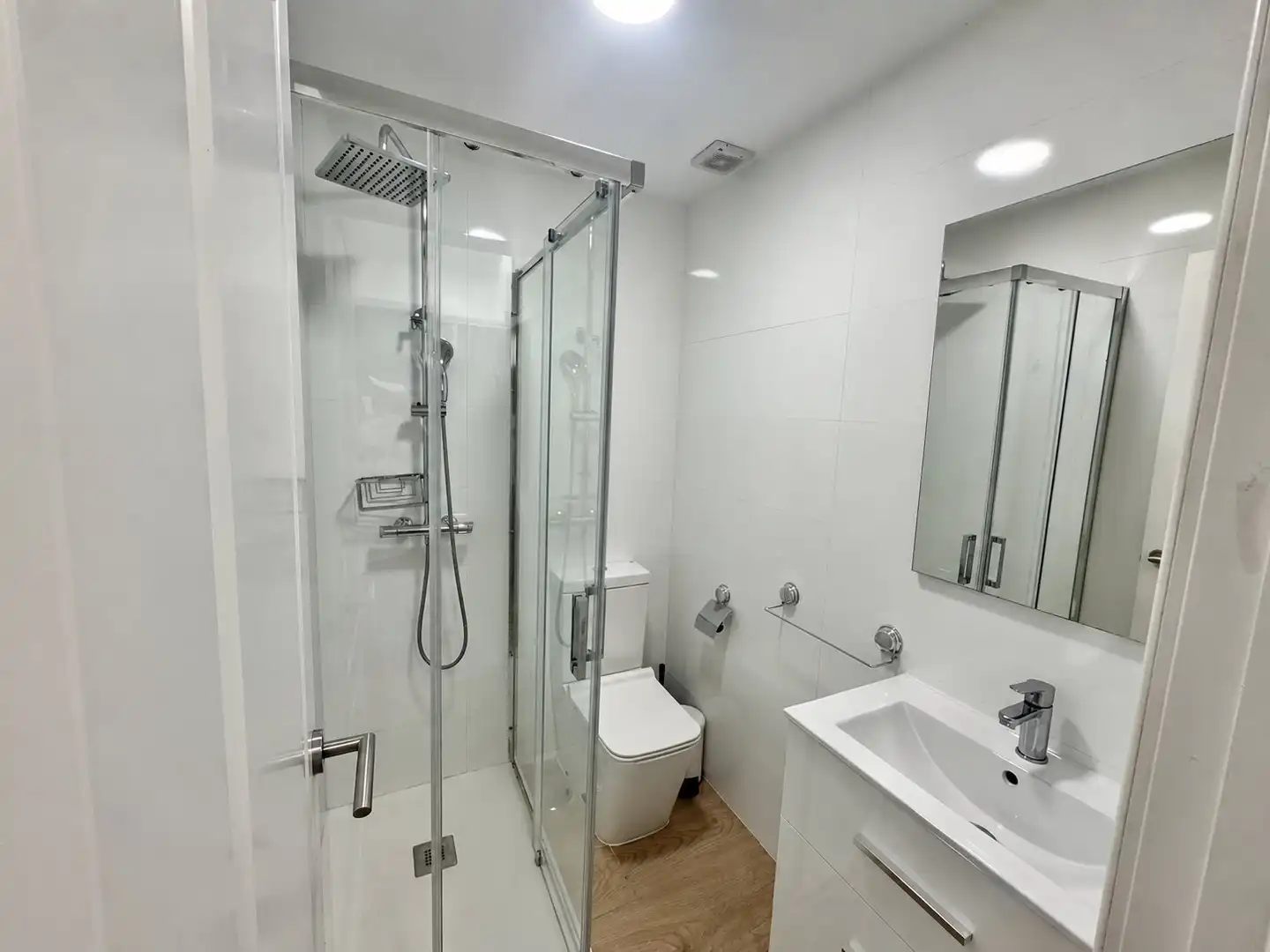 Bany de Apartament en venda en Centro Internacional