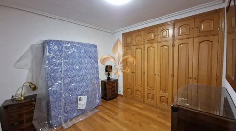 Foto 3 de Piso de alquiler en Plaza Fernando Conde - Montero Ríos, Centro - Areal, Vigo