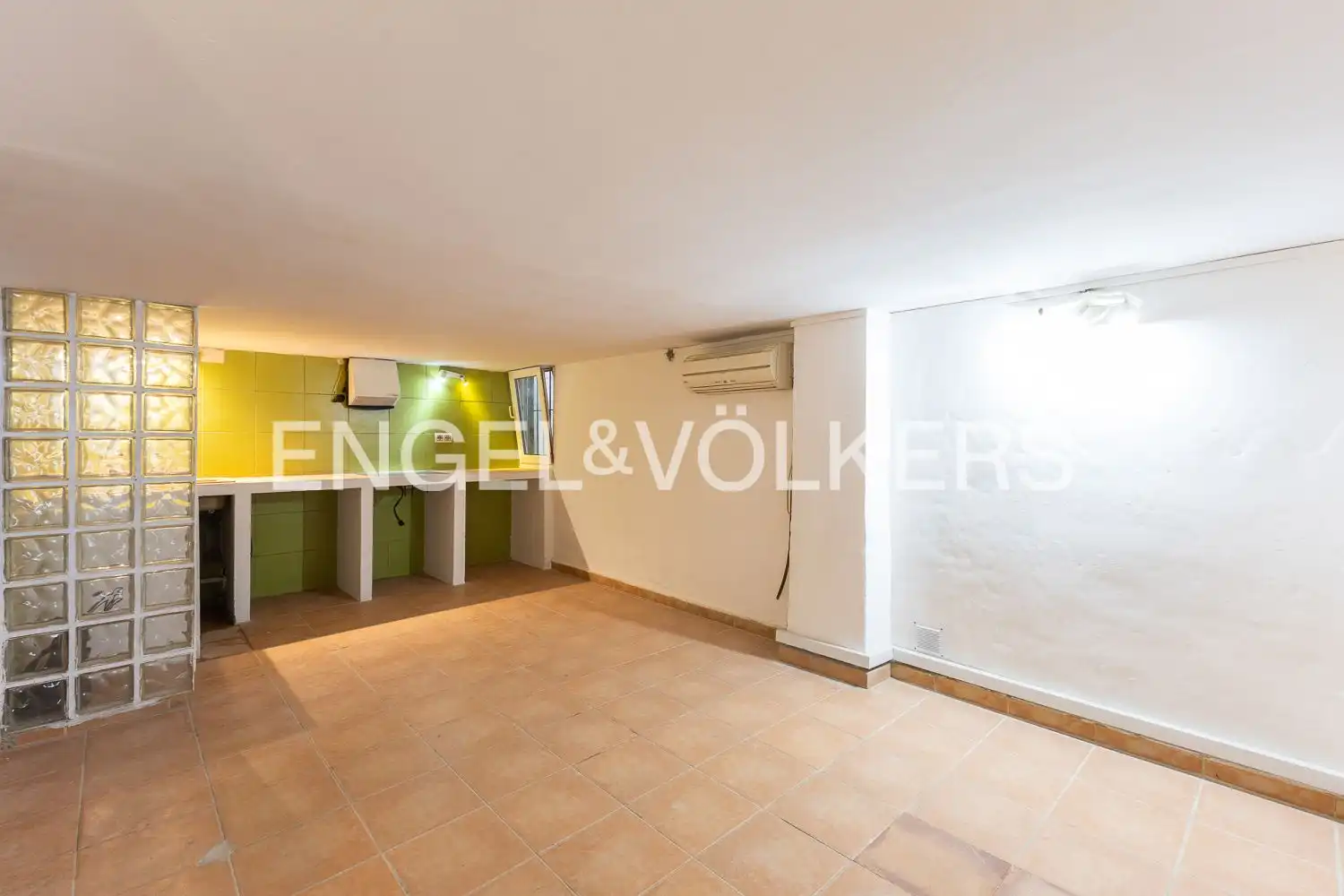 Piso en venta en Valencia con Aire acondicionado, Calefacción y Terraza