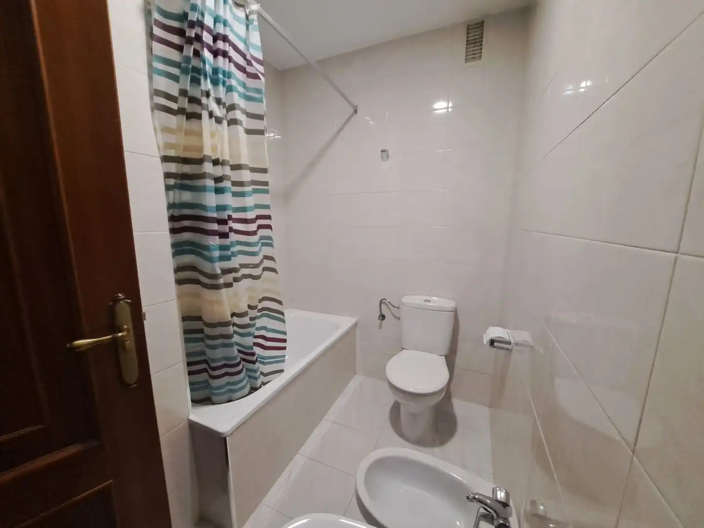 Baño de Casa o chalet de alquiler en Ensanche - Sar