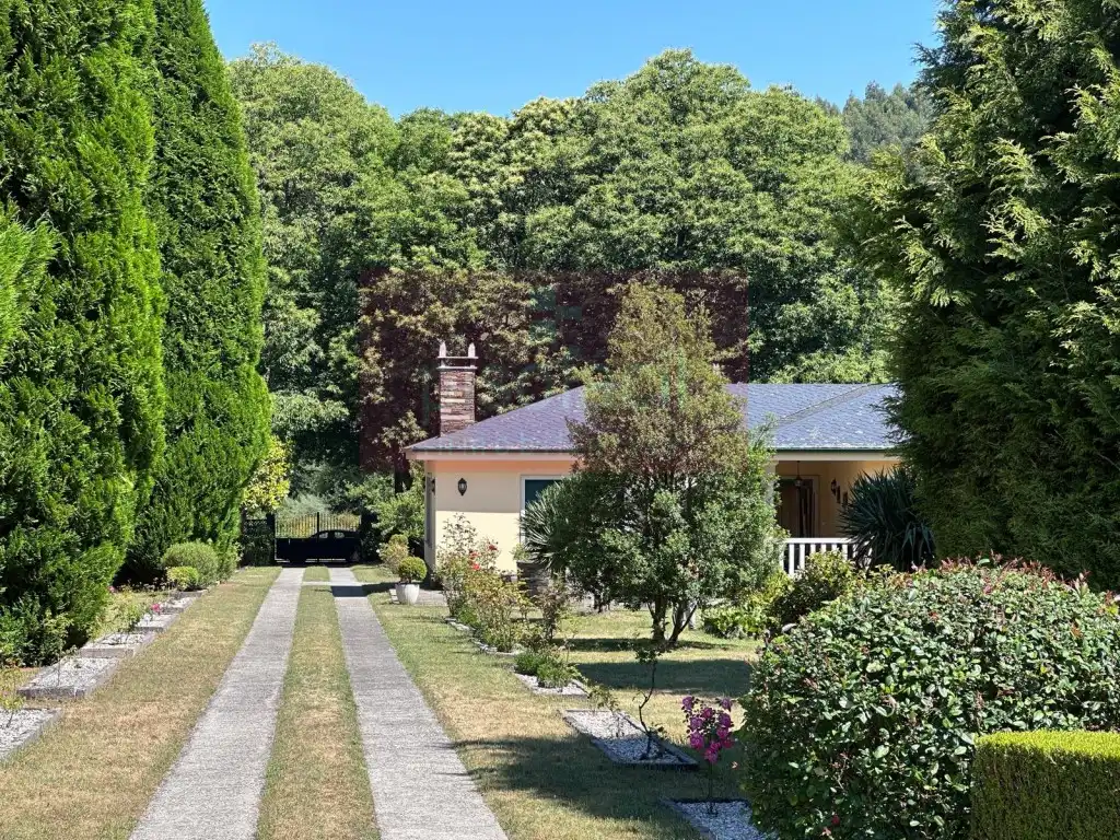 Außenansicht von Haus oder Chalet zum Verkauf in Lugo