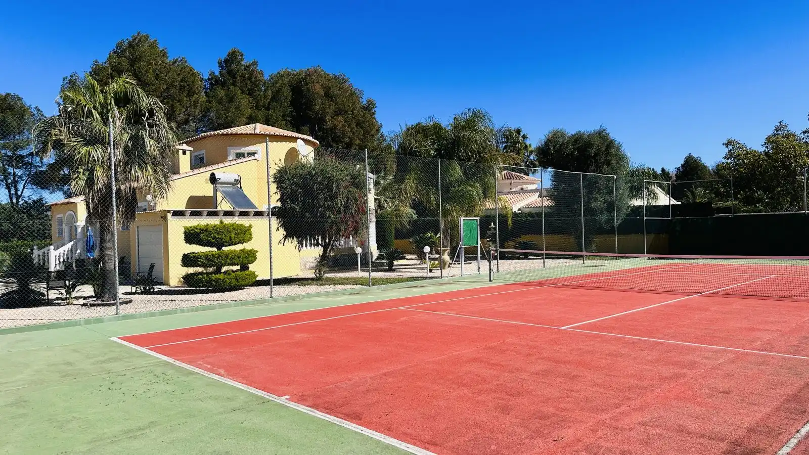Chalet con piscina en venta en El Montgó, imagen 9