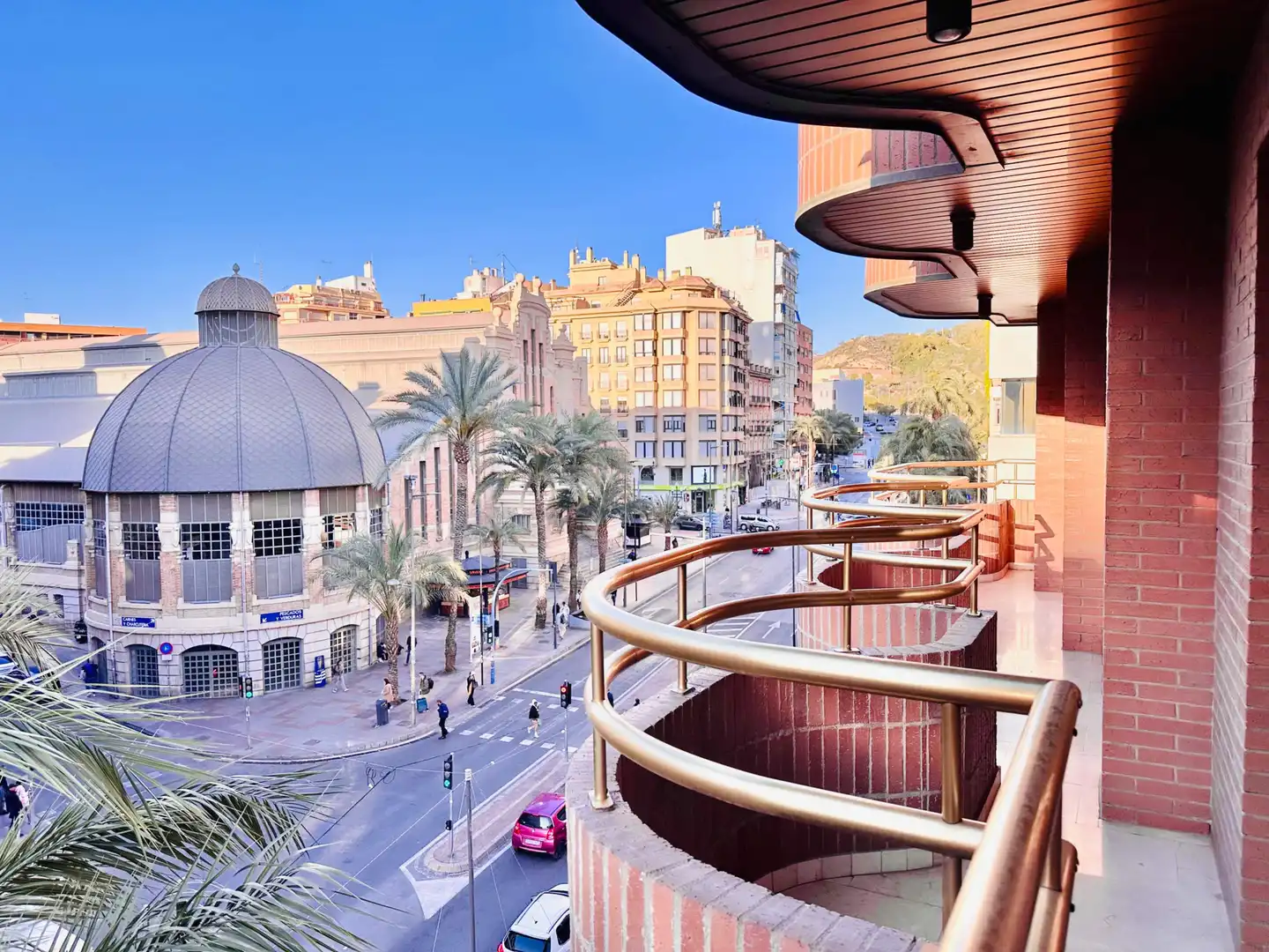 Außenansicht von Wohnung zur Miete in Alicante / Alacant mit Klimaanlage, Terrasse und Balkon