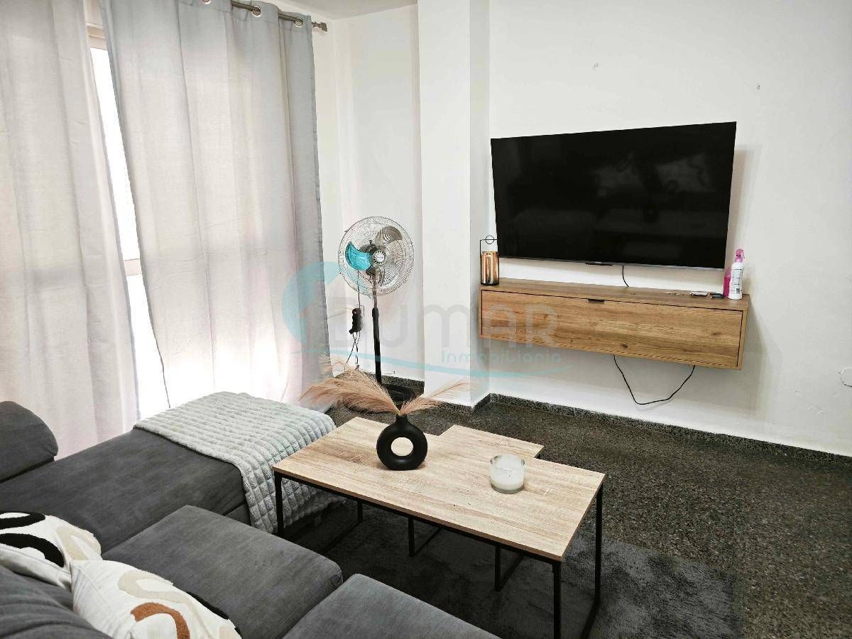 Living room of Flat for sale in Marbella  with Storage room