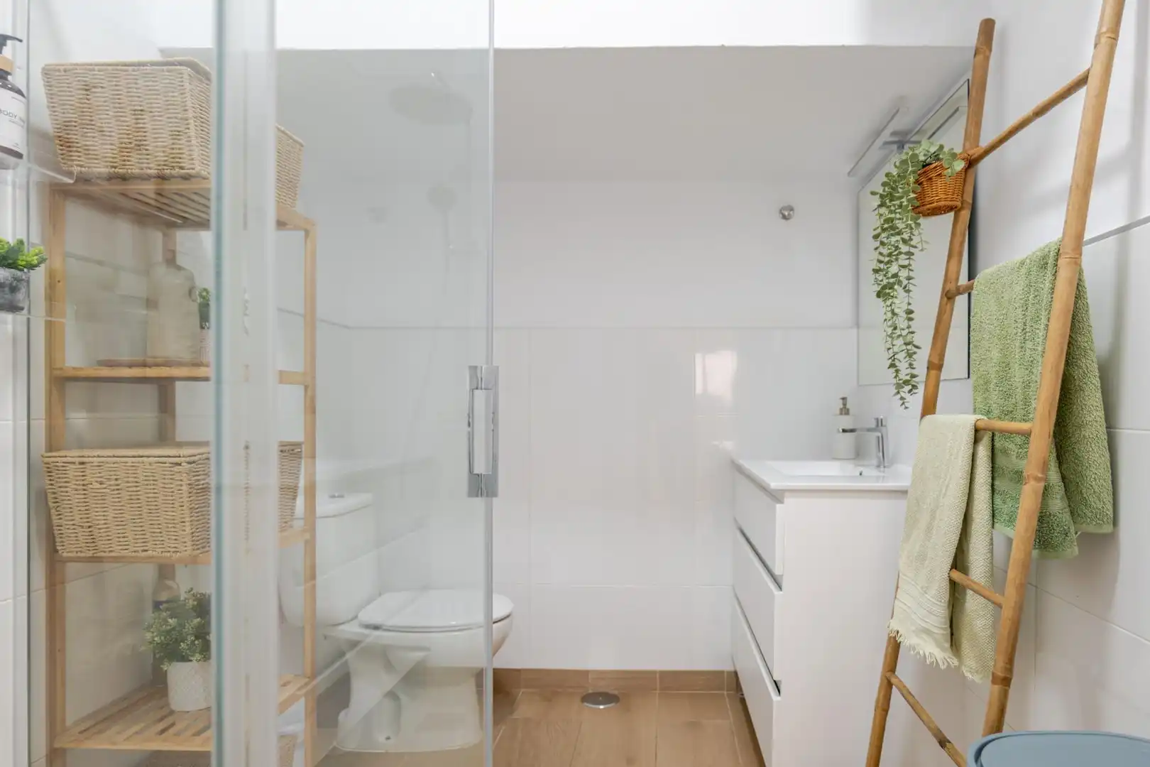 Badezimmer von Einfamilien-Reihenhaus zum Verkauf in Las Palmas de Gran Canaria mit Terrasse und Abstellraum