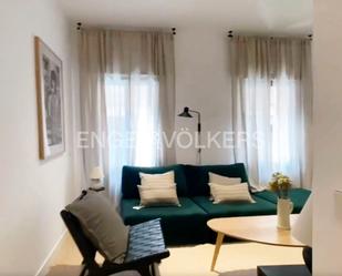Living room of Apartment to rent in  Madrid Capital  with Air Conditioner, Heating and Furnished