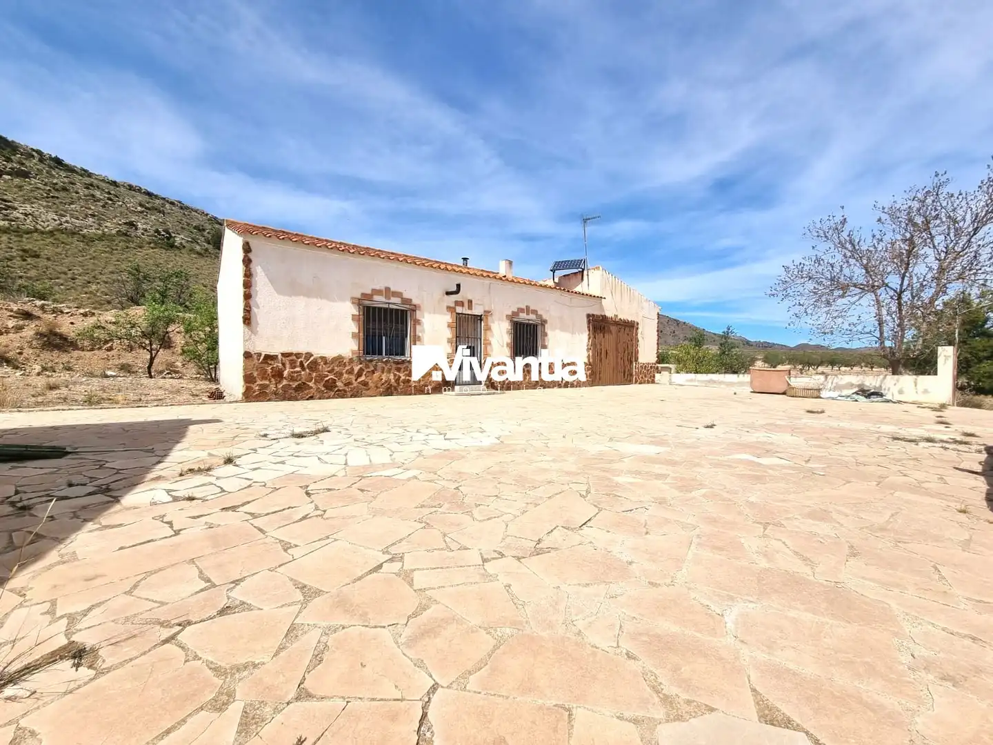 Vista exterior de Finca rústica en venda en Lorca amb Jardí privat, Terrassa i Moblat