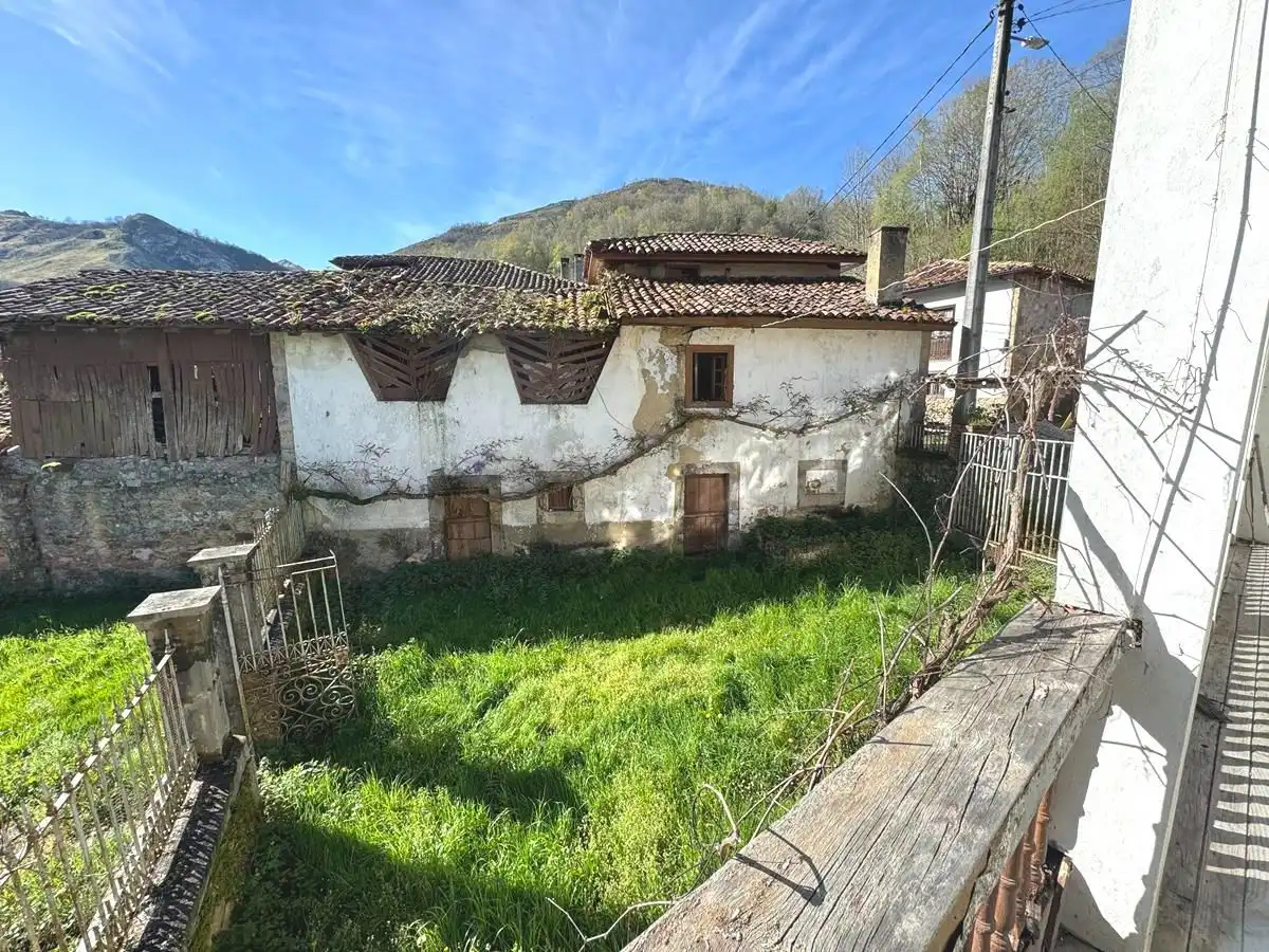 House with garden for sale in Cangas de Onís, imagen 11