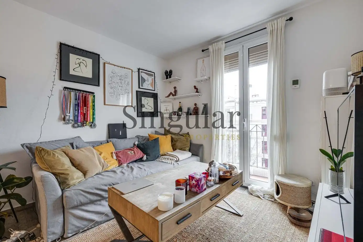 Appartamento con terrazza in vendita a Calle COMTE D'URGELL, imagen 4