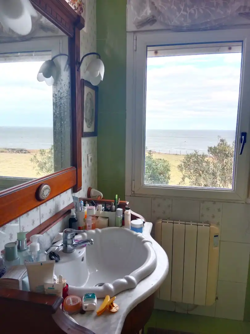 Baño de Casa o chalet en venta en Bareyo con Calefacción, Jardín privado y Terraza