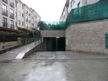 Einzelparkplatz zum Verkauf in Rúa Uxío Novoneyra 1