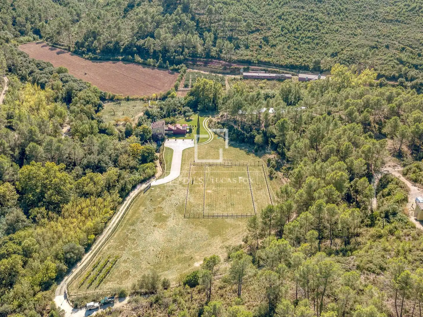 Finca rústica en venta en Boadella i les Escaules con Calefacción, Jardín privado y Terraza