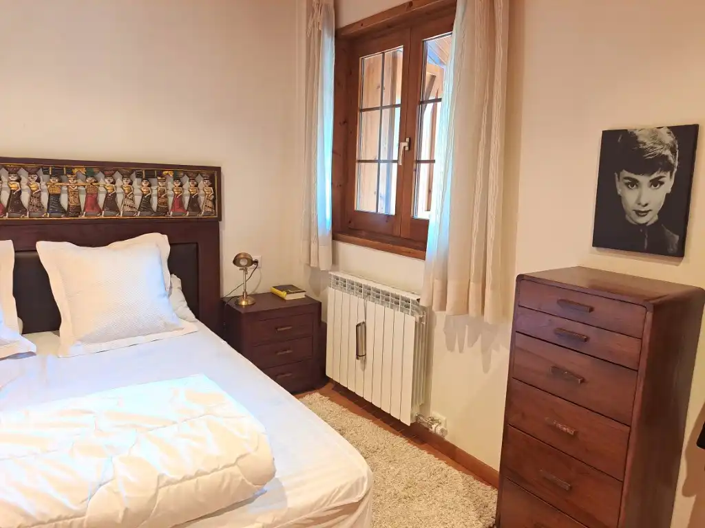 Habitación de Dúplex en venta en Alp con Calefacción, Trastero y Amueblado