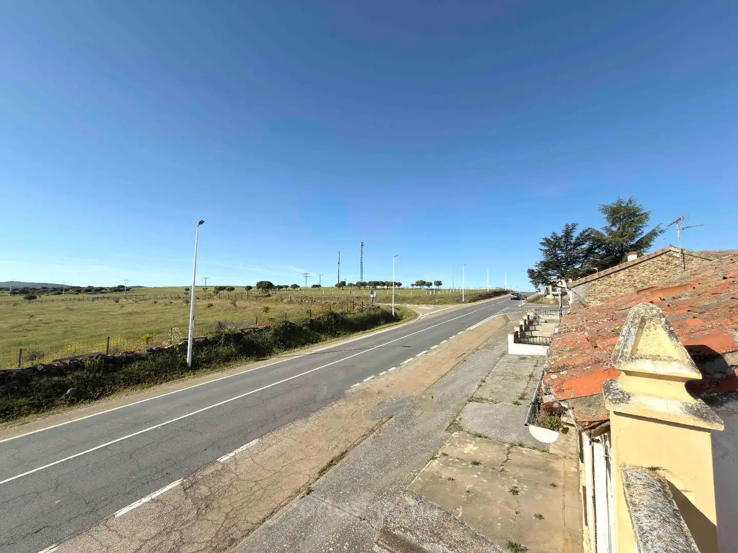 Casa o xalet en venda en Vecinos amb Terrassa i Moblat