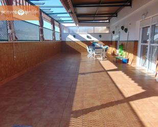 Terrasse von Dachboden zum verkauf in Lora del Río mit Klimaanlage und Terrasse