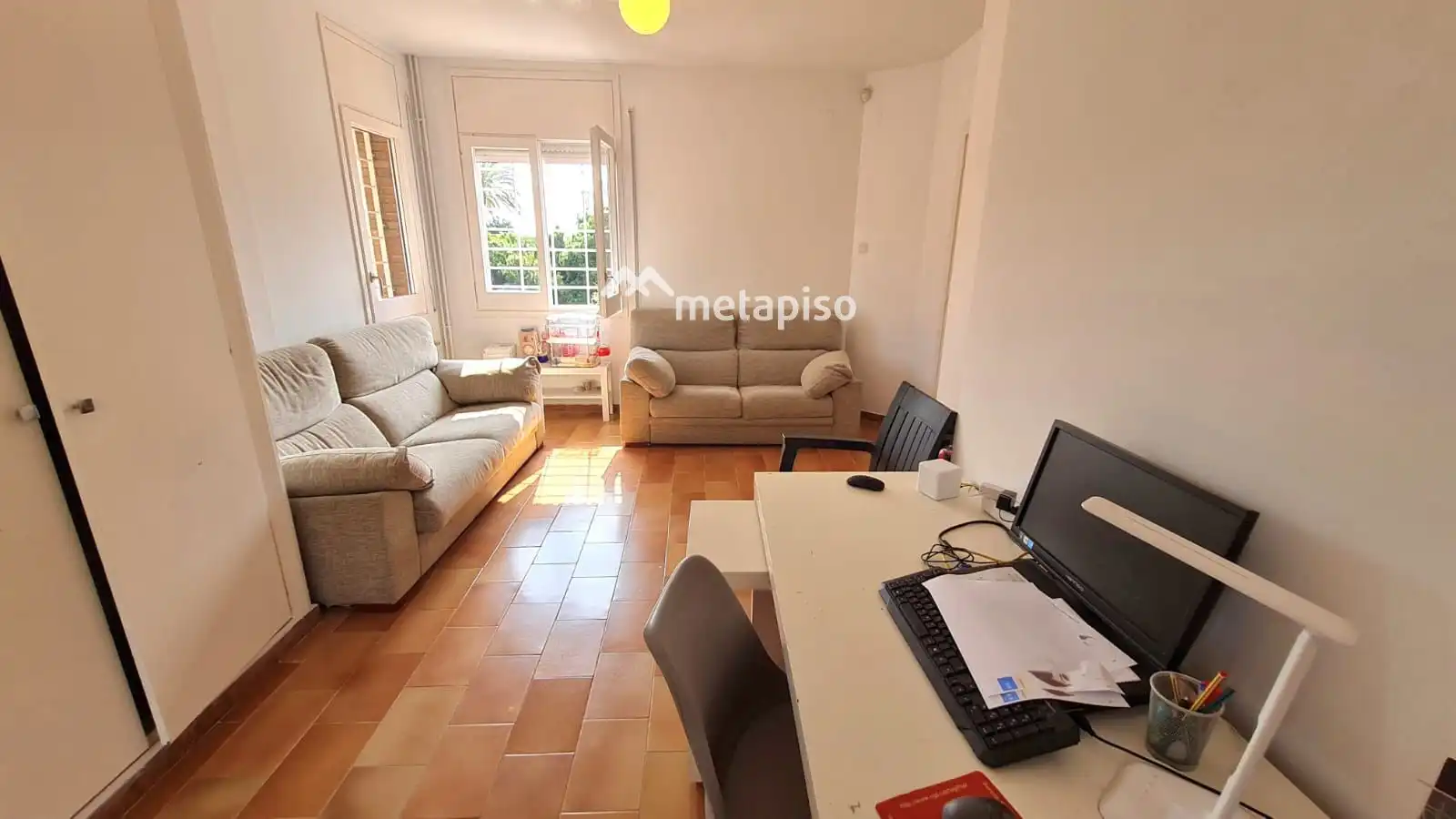 Sala d'estar de Casa o xalet en venda en El Vendrell amb Aire condicionat i Calefacció