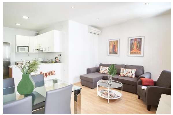 Living room of Flat for sale in  Sevilla Capital  with Air Conditioner and Balcony