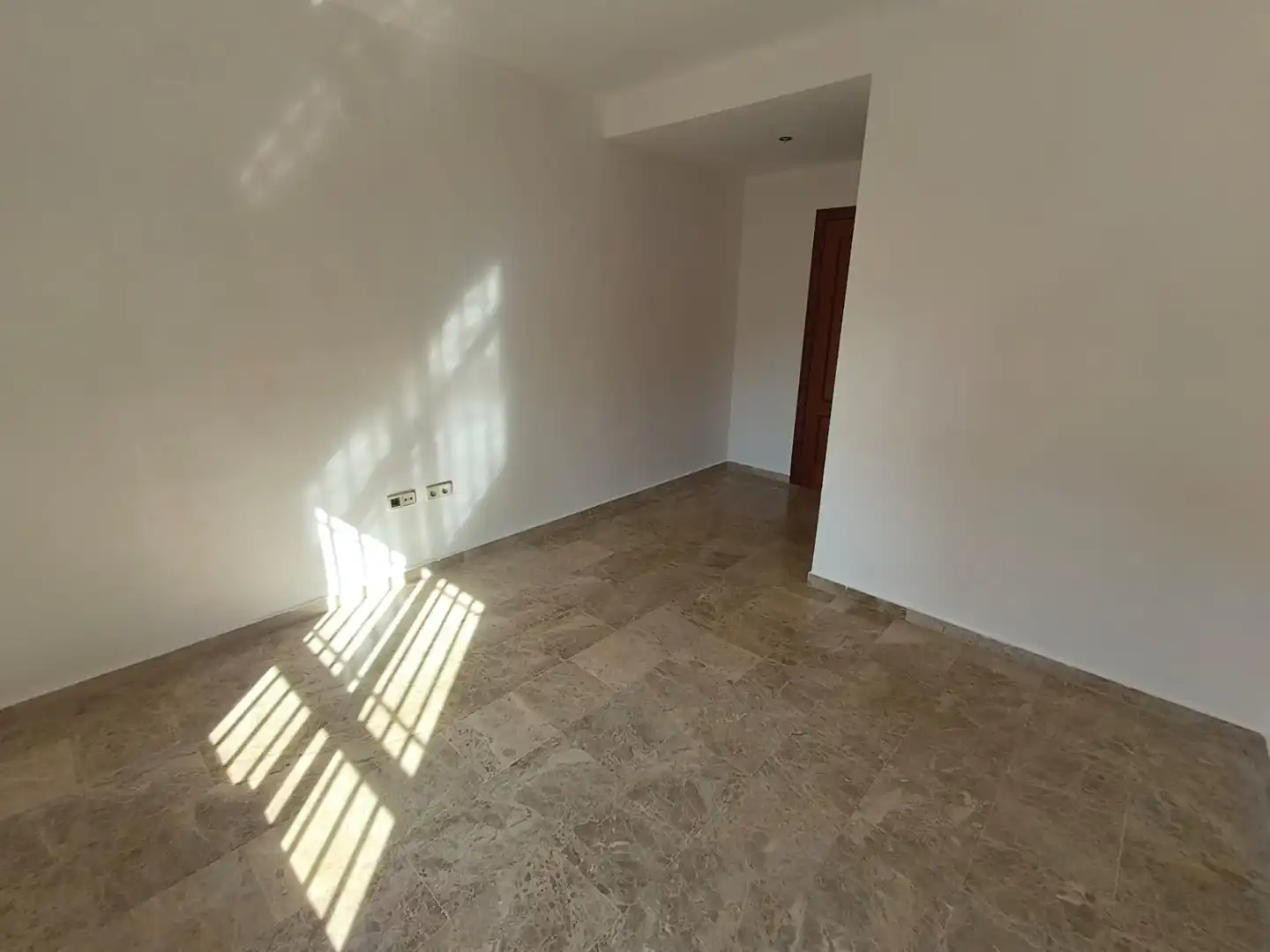 Flat for sale in Alhendín  with Air Conditioner, Heating and Storage room
